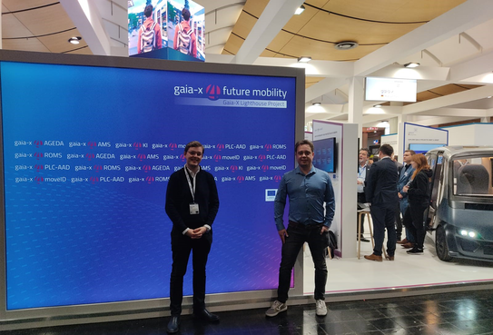 Christopher Kutter and Vincent Geilenberg at the Hannover Messe 2024