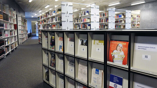 Zeitschriftenbox der Zeppelin Universität
