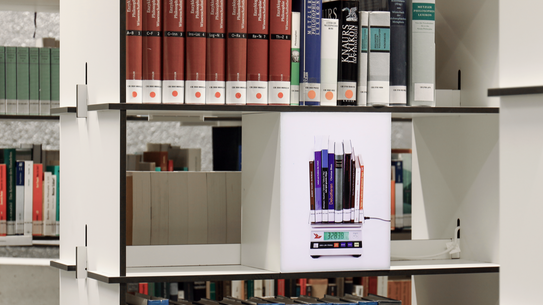 Kunstinstallation in der Bibliothek der Zeppelin Universität - Christof Salzmann