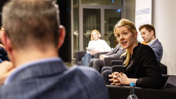 What does a Europe that can hold its own in the global community look like?