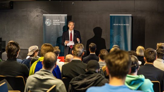 US-Generalkonsul Norman Thatcher Scharpf