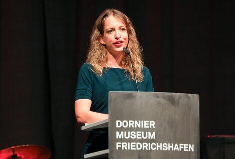 Prof. Fabiola Gerpott, ehemalige Studentin der ZU