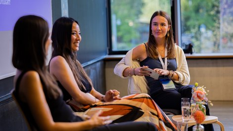 Die Gespräche mit Frauen, die bereits gegründet haben, sollen junge Frauen ermutigen.
