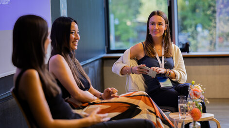 Die Gespräche mit Frauen, die bereits gegründet haben, sollen junge Frauen ermutigen.