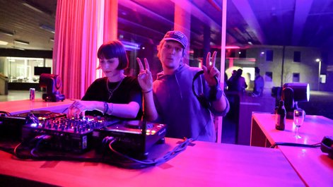 Ausgelassene Stimmung nach der Veranstaltung.