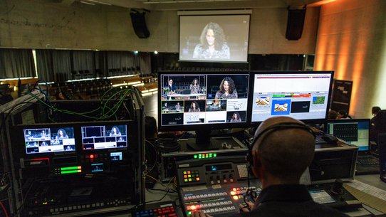 Globale Kooperation unter Druck: Internationale Stimmen setzen neue Akzente für zukünftige Zusammenarbeit. Transcultural Leadership Summit 2025