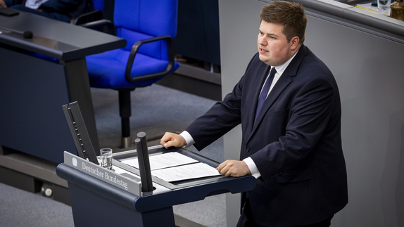 MdB Johannes Volkmann, Alumnus der Zeppelin Universität