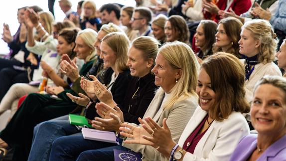 The Female Founders Night attracted more than 250 guests: the event provides a platform for female founders and entrepreneurs. The Female Founders Night attracted more than 250 guests: the event provides a platform for female founders and entrepreneurs.
