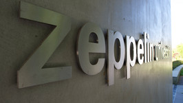 Women in management positions: Less transparency in public companies than in listed companies