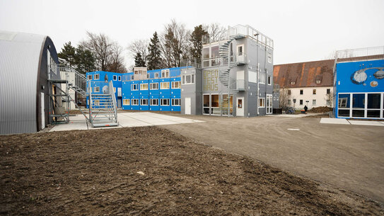 Opening of the ContainerUni in Fallenbrunnen