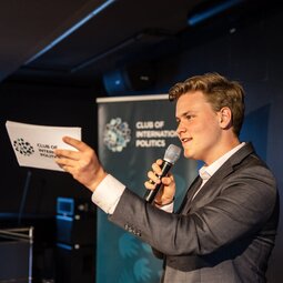 Gabriel Hoensbroech | Student BA Politics, Administration and International Relations