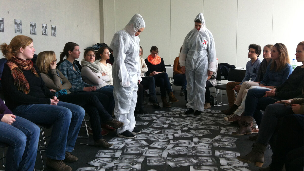 Master seminar on "Perspective Culture" with Prof Dr Karen van den Berg