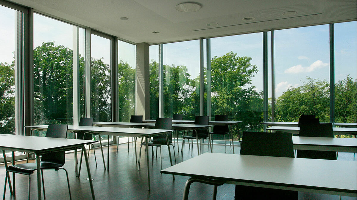 Die Seminarräume: Studieren mit wunderbaren Aussichten.