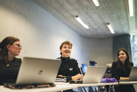 Students during a seminar | Photo: ZU, Ilja Mess